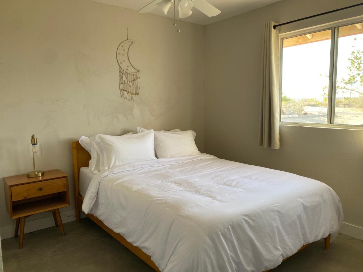 Willa Casa Del Desierto - Panoramic Views - Pet Friendly - Fire Pit Joshua Tree Zewnętrze zdjęcie